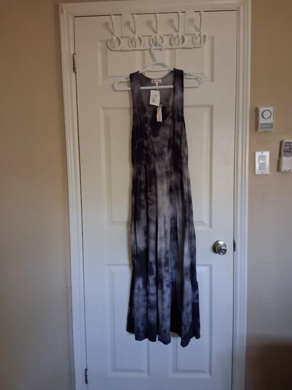 Sundry for Evereve NWT Women's Size 1 (Small) Gray Tie Dye Malibu Dress - Picture 3 of 13